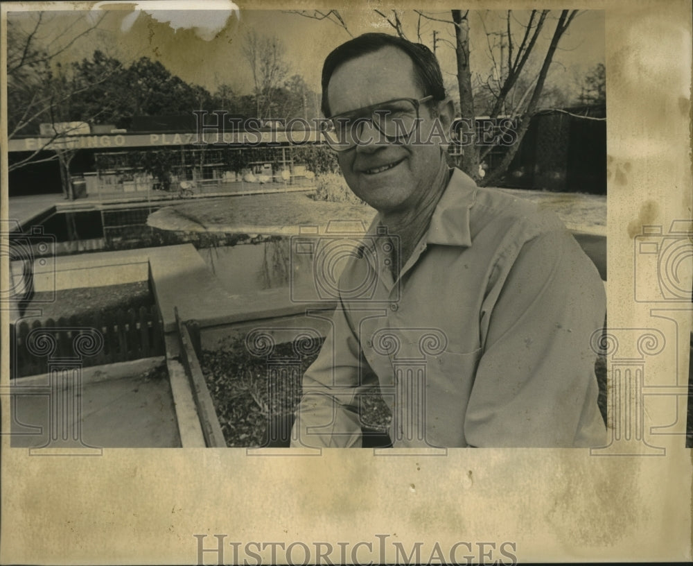 Press Photo Bob Truett, Director, Birmingham Zoo - abna22883 - Historic Images