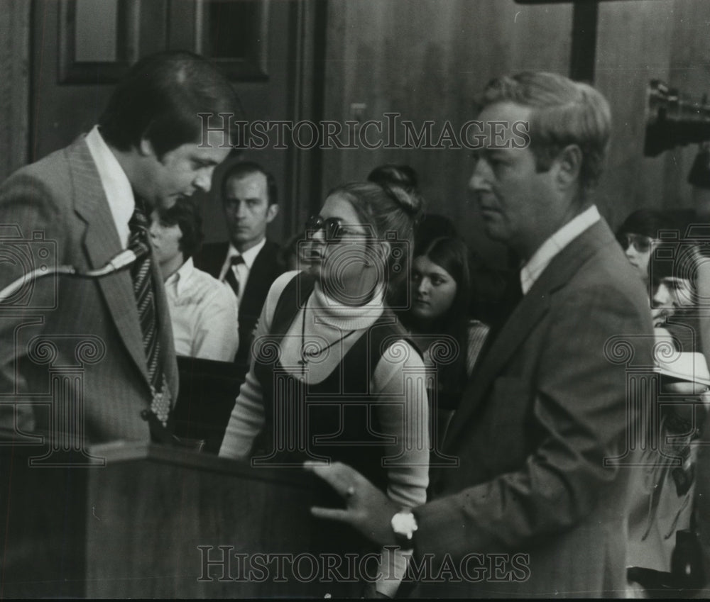 1976 City Attorney Charles Wyatt with Carl Ketchum, Catherine Barnes - Historic Images