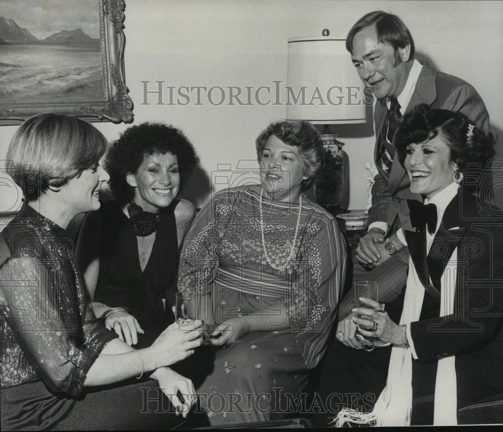 1977, Barbara Fields, Harriet, Becky and Carvel Woodall, Joy at Event - Historic Images