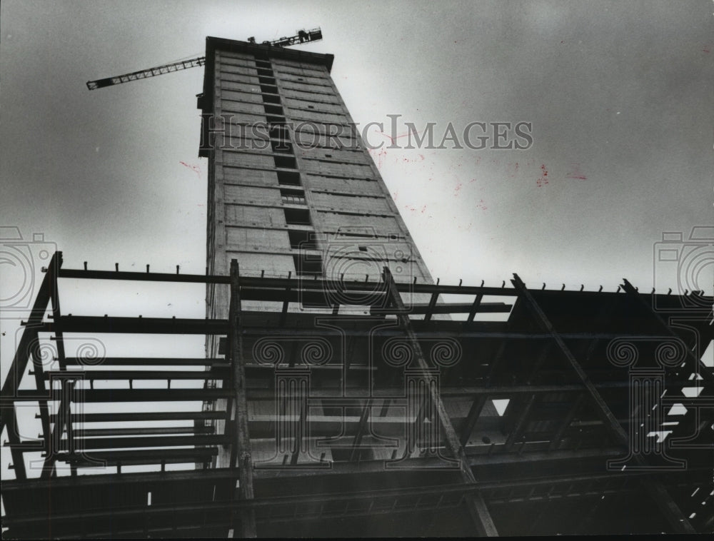 1969 Press Photo Core of first National-Southern Natural Building, 30 stories - Historic Images