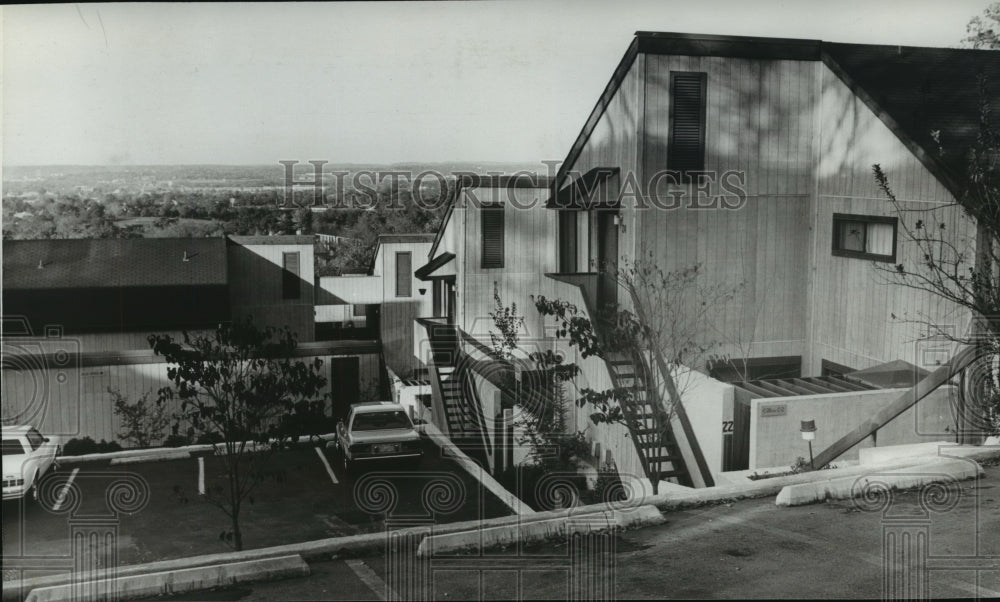 1980 Highland Terarnce Apartments, Birmingham, Alabama - Historic Images