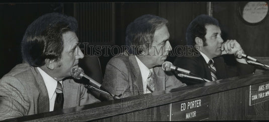 1979, Bessemer Mayor Ed Porter and city commissioners meet - Historic Images