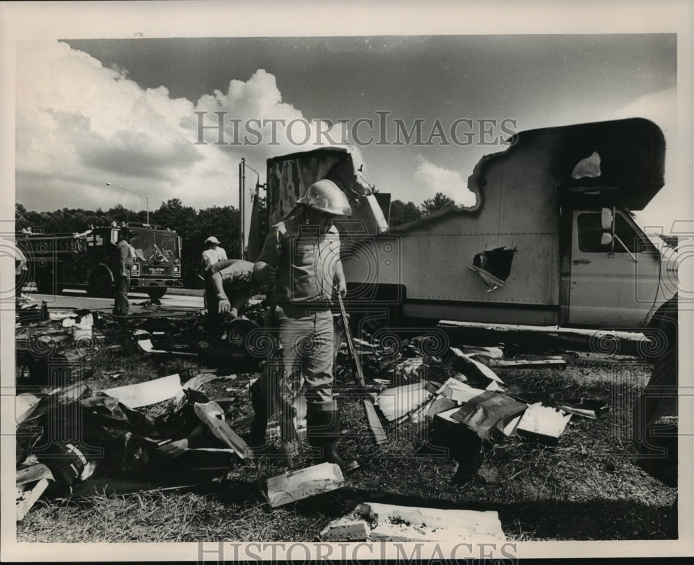 1986, Firefighters at truck fire on I-59 near Roebuck - abna23391 - Historic Images