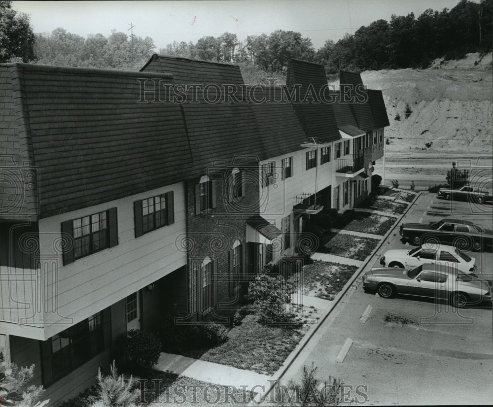 1981 Townhouses on Carson Road - Historic Images