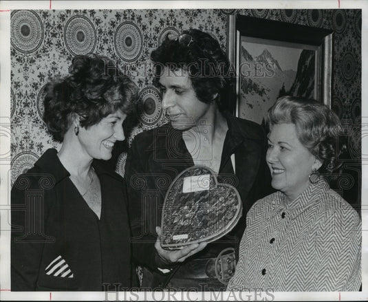 1977, Women's Committee of Birmingham Ballet Awards Funds - abna23578 - Historic Images