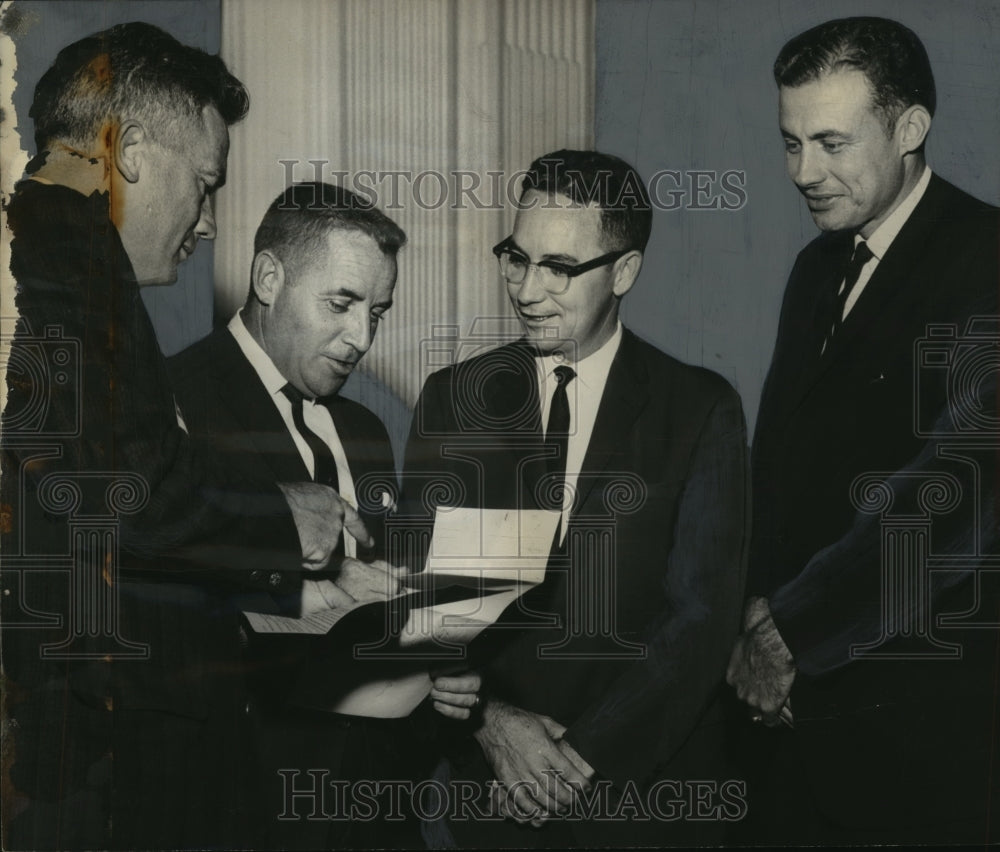 1962 Press Photo GOP&#39;ers bidding for mobile legislative seats, Alabama - Historic Images