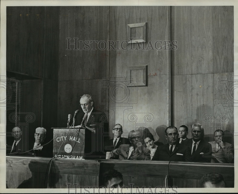 1963 Press Photo Birmingham, Alabama Community Affairs Meeting and Attendees - Historic Images