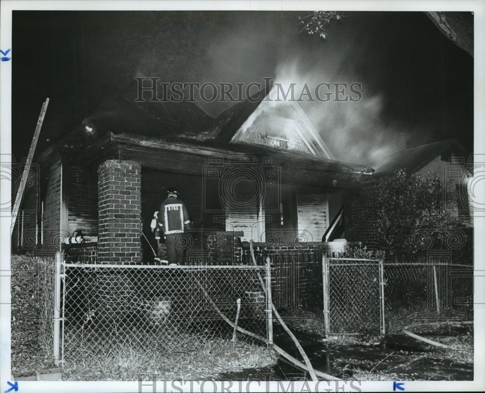 1991 Fire at 5700 2nd Court North with Firemen on Scene - Historic Images