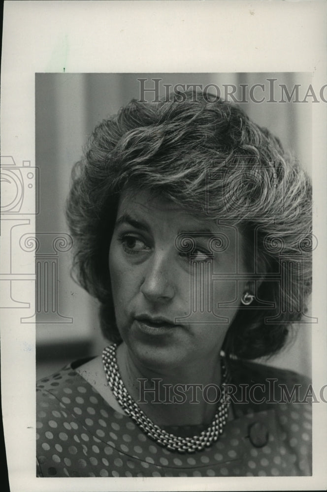 1987, Margaret Tutwiler, Assistant Secretary for Public Affairs - Historic Images