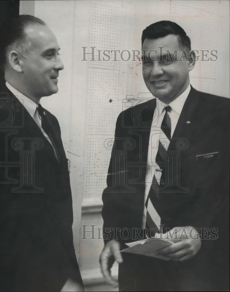 1964 Press Photo Politician John Tyson of Mobile, Alabama, right - abna23744 - Historic Images