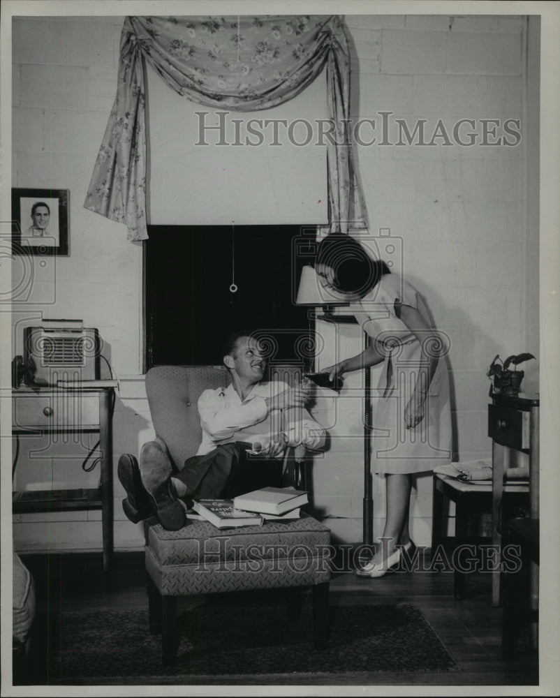 1946, Veteran Served by University of Alabama Student, Tuscaloosa - Historic Images