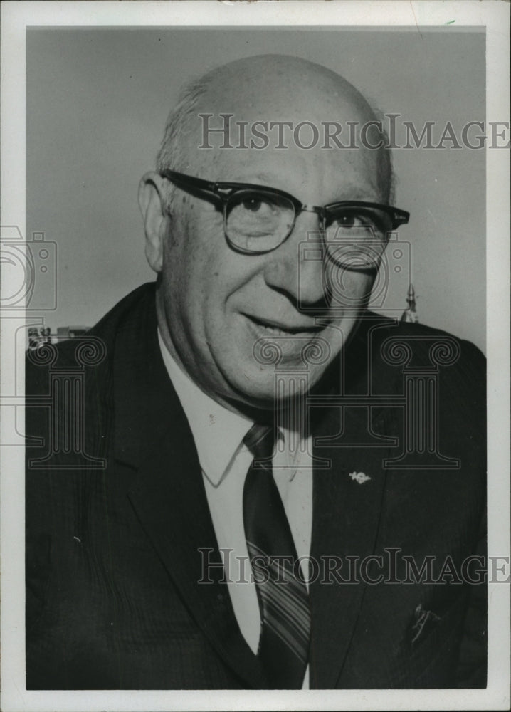 1982, Politician Pat Vacca - abna23774 - Historic Images