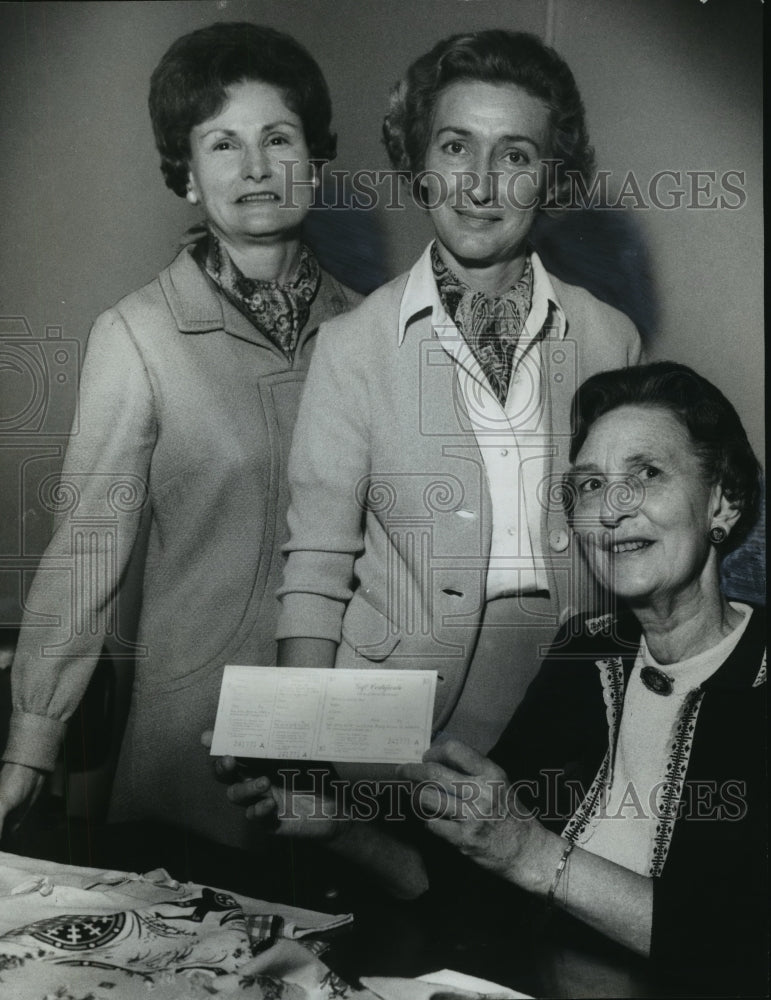 1969 Press Photo Planning world community day, Mrs. K. E. Bryant Junior, Others - Historic Images