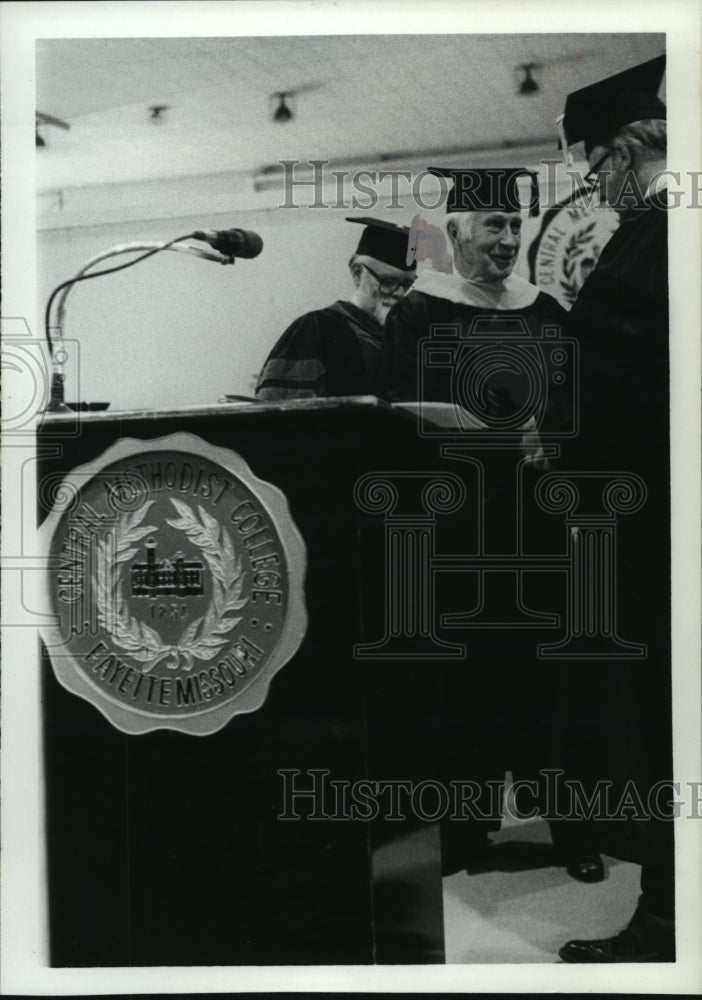 1975 Press Photo Doctor Emmett B. Carmichael, UAB - abna24051 - Historic Images