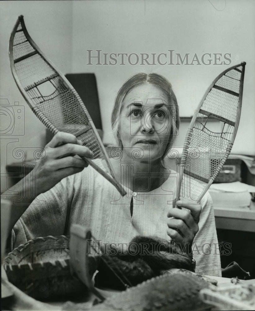 1978, Professor Jane Christian with snowshoe model at Univ of Alabama - Historic Images