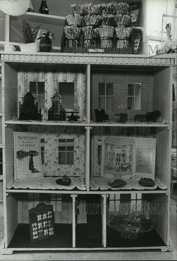 1981 Doll house used to display items in Arlington House, Birmingham - Historic Images