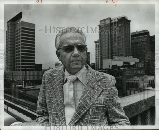 1976 Jefferson County Coroner J. O. Butler - Historic Images