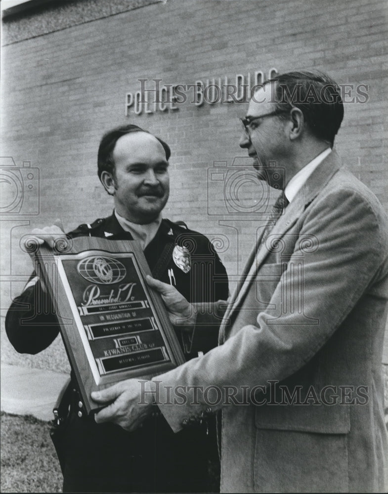 1981 Sergeant Jimmy Barnett Receives Policeman of the Year Award - Historic Images