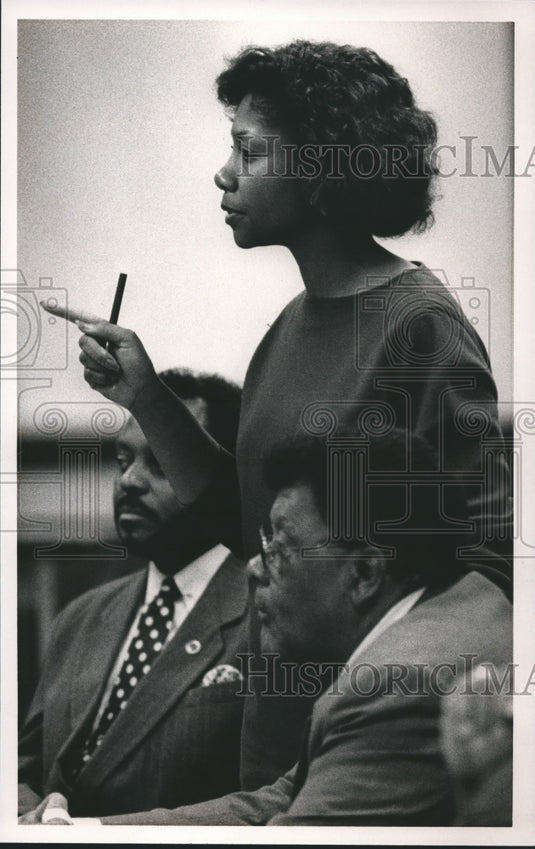 1989, Linda Coleman Addresses Forum at Council Meeting, Alabama - Historic Images