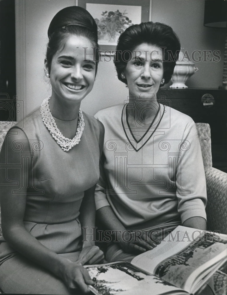 1965, Susan and Mrs. William Cunningham Reminisce, Alabama - Historic Images