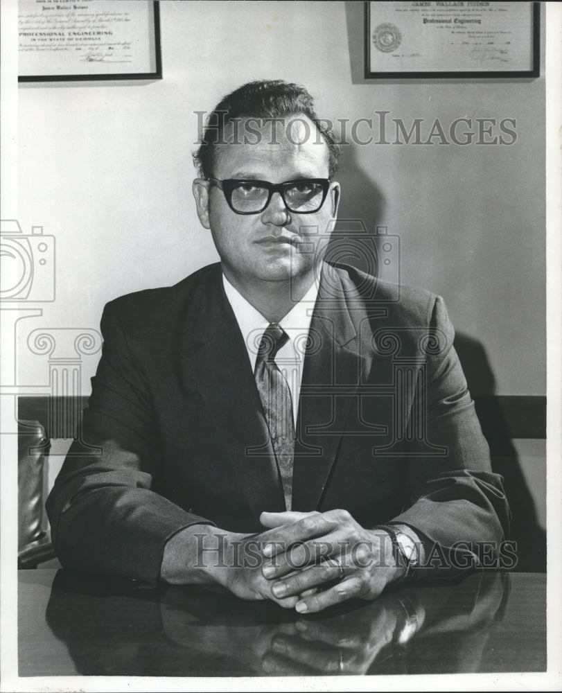 1972 Press Photo Engineer's Council, Frank E. Beaty - abna24835 - Historic Images