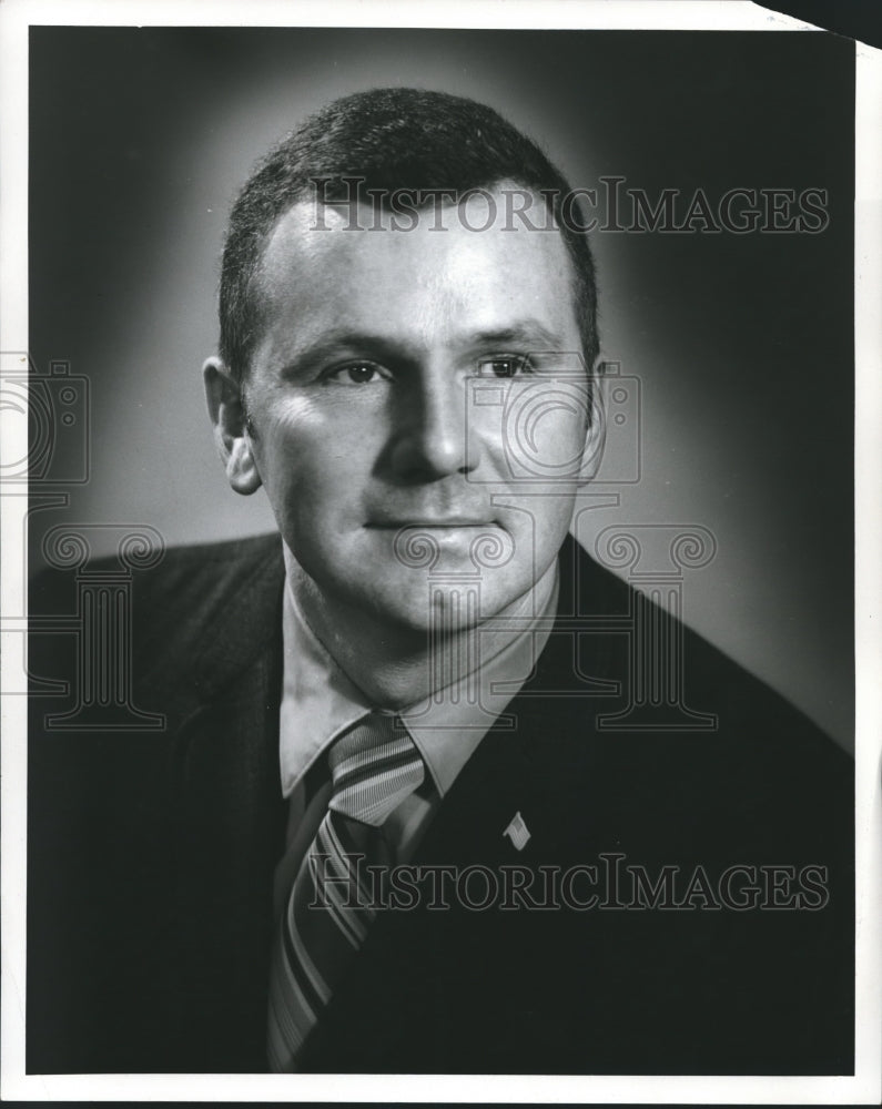 1971 Press Photo Earl Blomeley of the Birmingham Chamber of Commerce - abna24865 - Historic Images