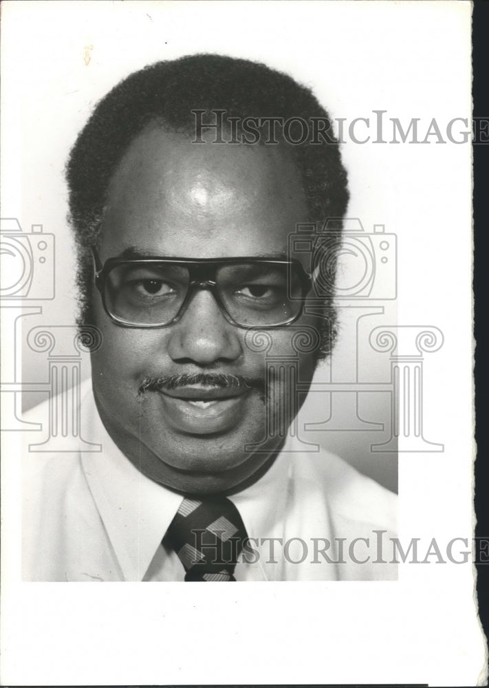 1980 Press Photo Reverend Alex G. Washington candidate Fairfield Council - Historic Images