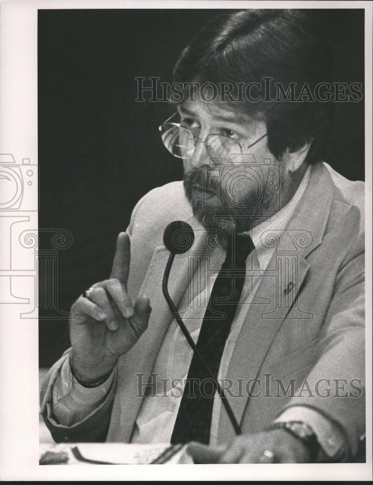 1989, Senator Danny Corbett speaking at State Legislature, Alabama - Historic Images