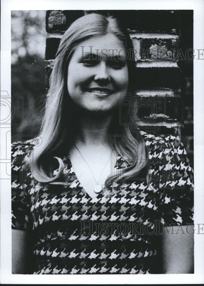 1976 Rebekah Jo Moss of Hale County - Historic Images