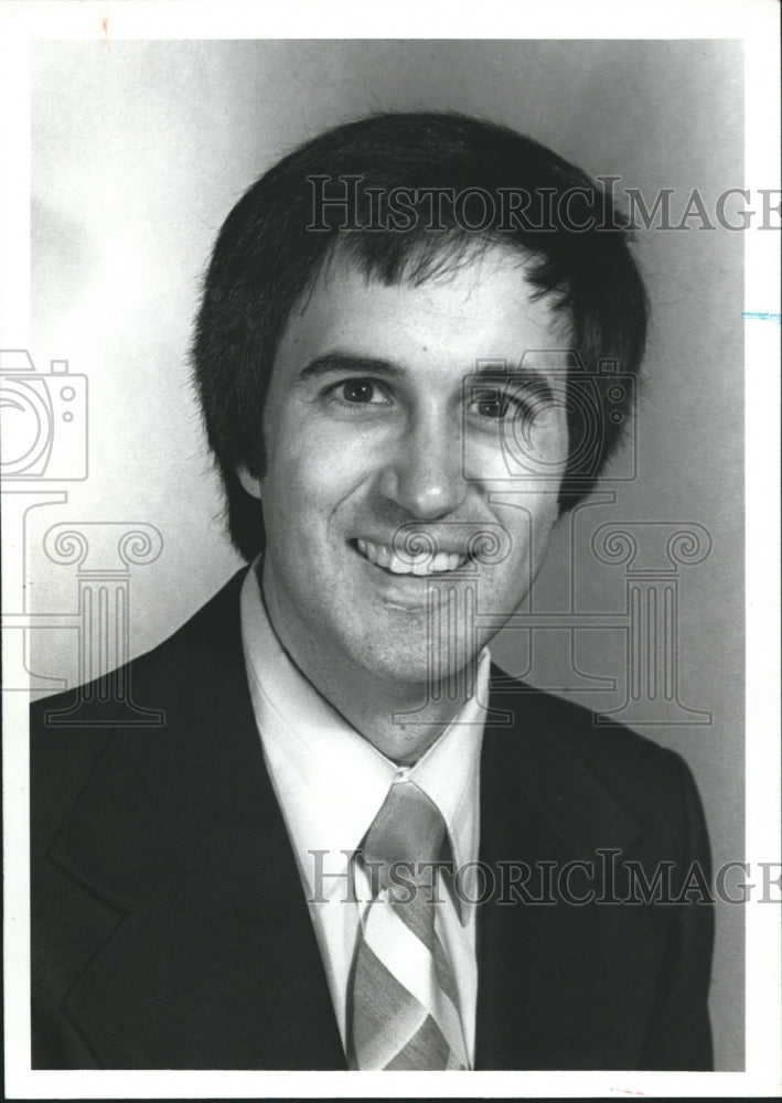 1978 Press Photo Robert Corley of Birmingham Public Library, Assistant Archivist - Historic Images