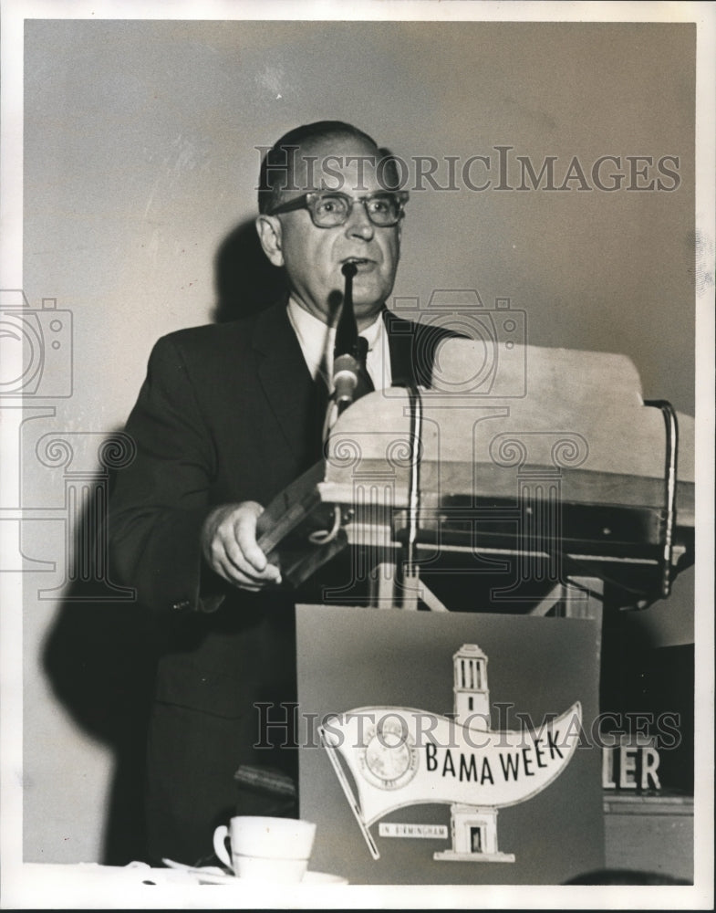 1964 Press Photo Dr. Frederick Conner speaks at "Bama Week" - abna25251- Historic Images
