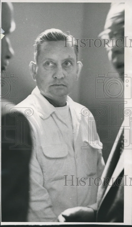 1954, E.L. "Red" Cook Awaits Sentencing in Alabama - abna25322 - Historic Images