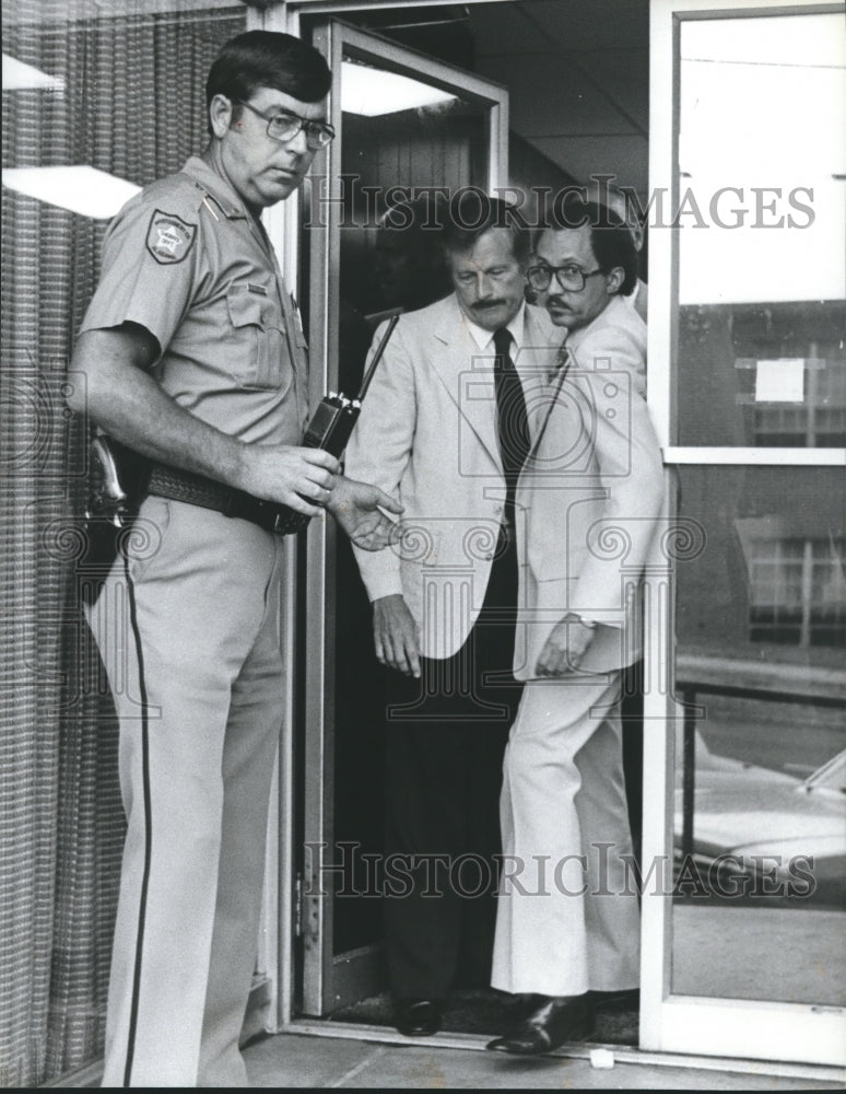 1981, Andrew Cooper, Alabama Prisons, Deputy Commissioner, courthouse - Historic Images