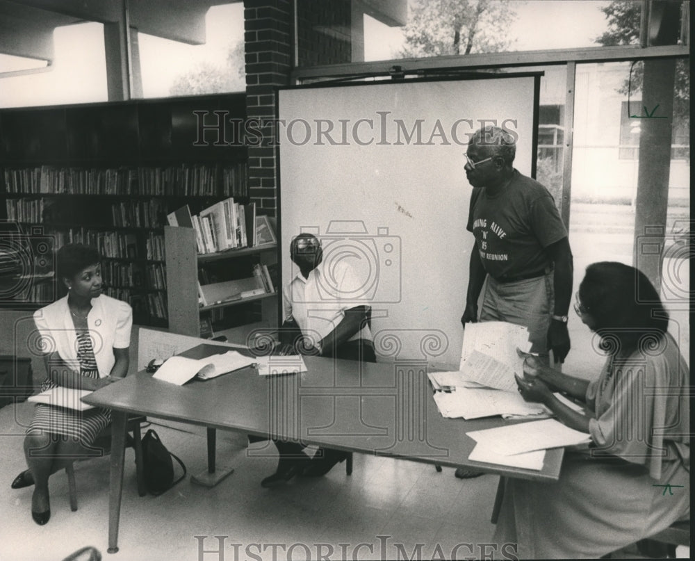 1986, Linda Coleman Listens to Resident at Birmingham Council Meeting - Historic Images