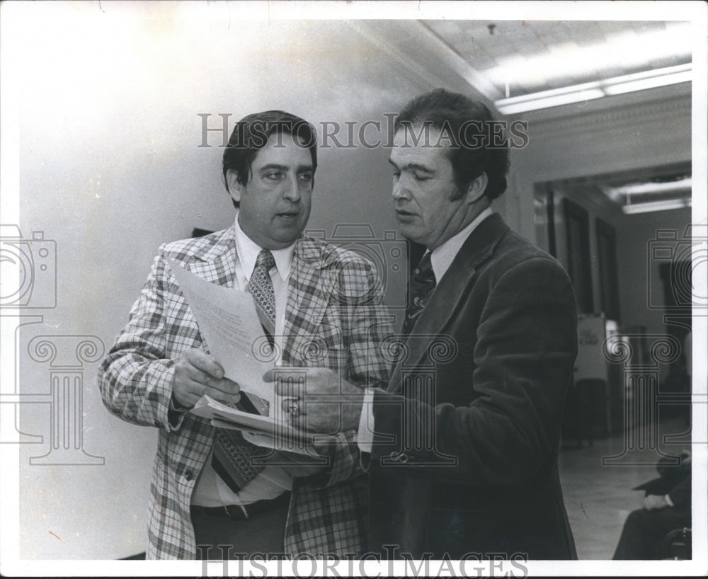 1978 Rudolph Davidson, University of Alabama with Jabo Waggoner - Historic Images