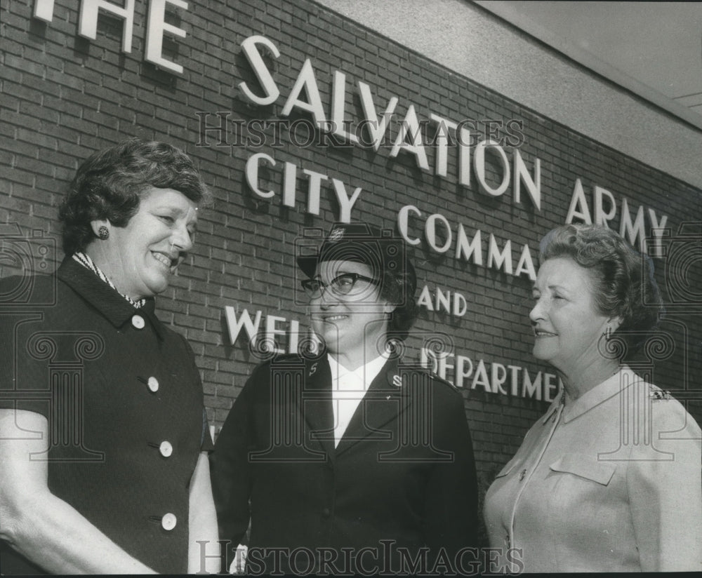 1970 Salvation Army Women's Auxiliary Women Group, Mrs. Walter Beard - Historic Images