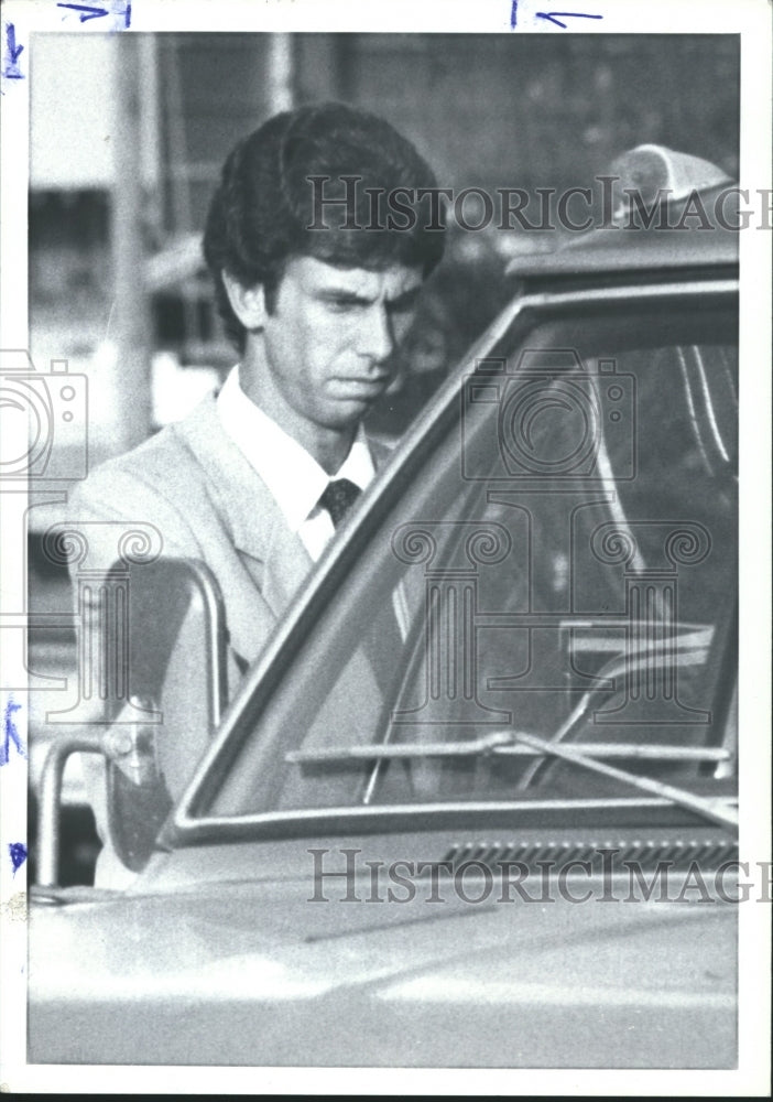 1982 Patrick Waldrop arrives in court in Panama City Florida-Historic Images