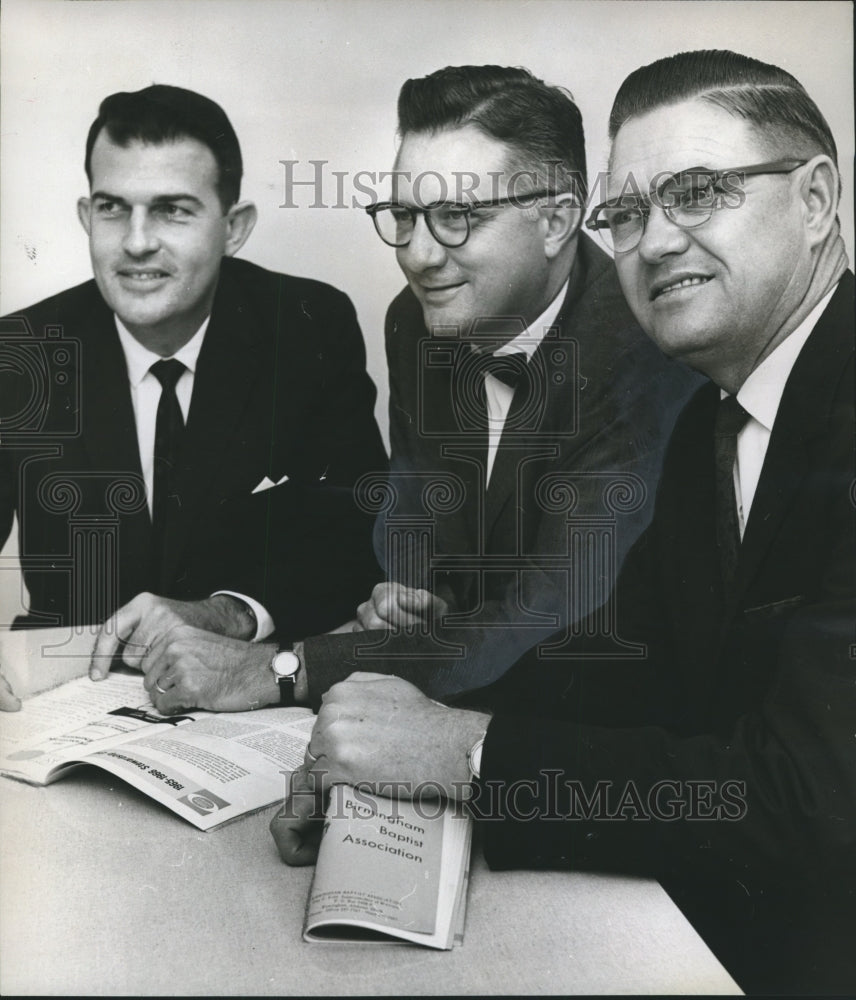 1965 Press Photo Baptist Pastors Clinton Wood, Harry Kirkley, Hurshel Sizemore - Historic Images