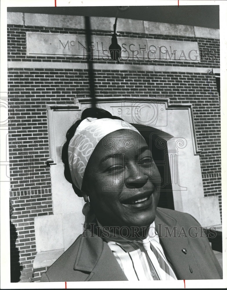 1980 Mrs. Johnnie Mae Williams, McNeil Junior High School Teacher - Historic Images