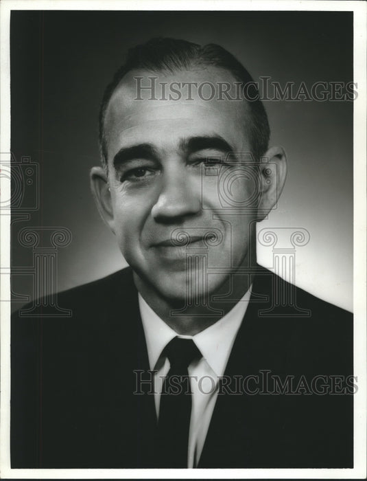 1963 Press Photo Woodrow W. Clements, Former Football Star, Dr. Pepper Executive - Historic Images