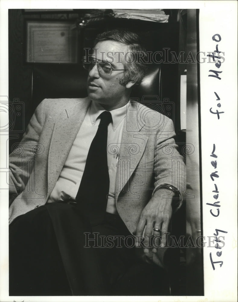 1982, Jerry Cherner, winner of Charles Long Civic Award - abna26257 - Historic Images