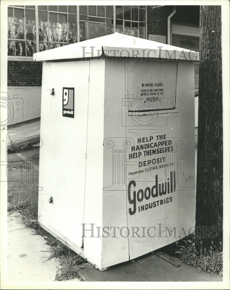 1979 Goodwill Donation Box, Birmingham, Alabama - Historic Images