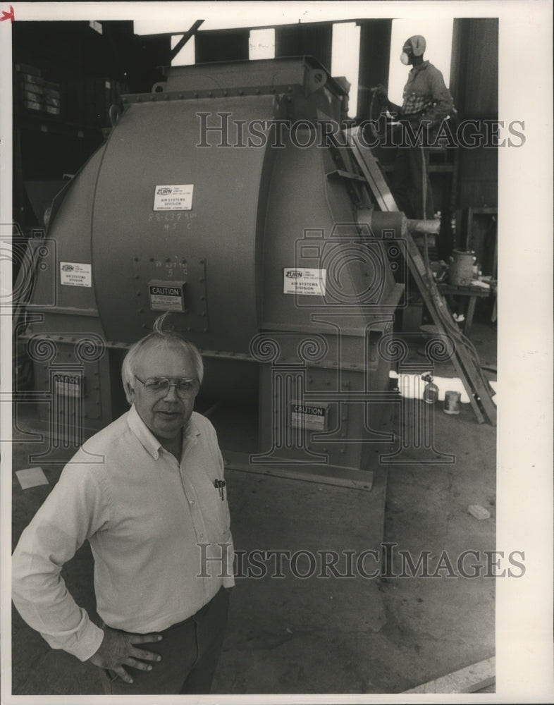 1988 Kelly White and Willie Calhoun of Zurn Industries Incorporated - Historic Images