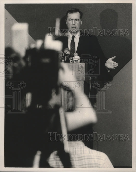 1986 Politician Bill Baxley at Press Conference at Medical Center - Historic Images