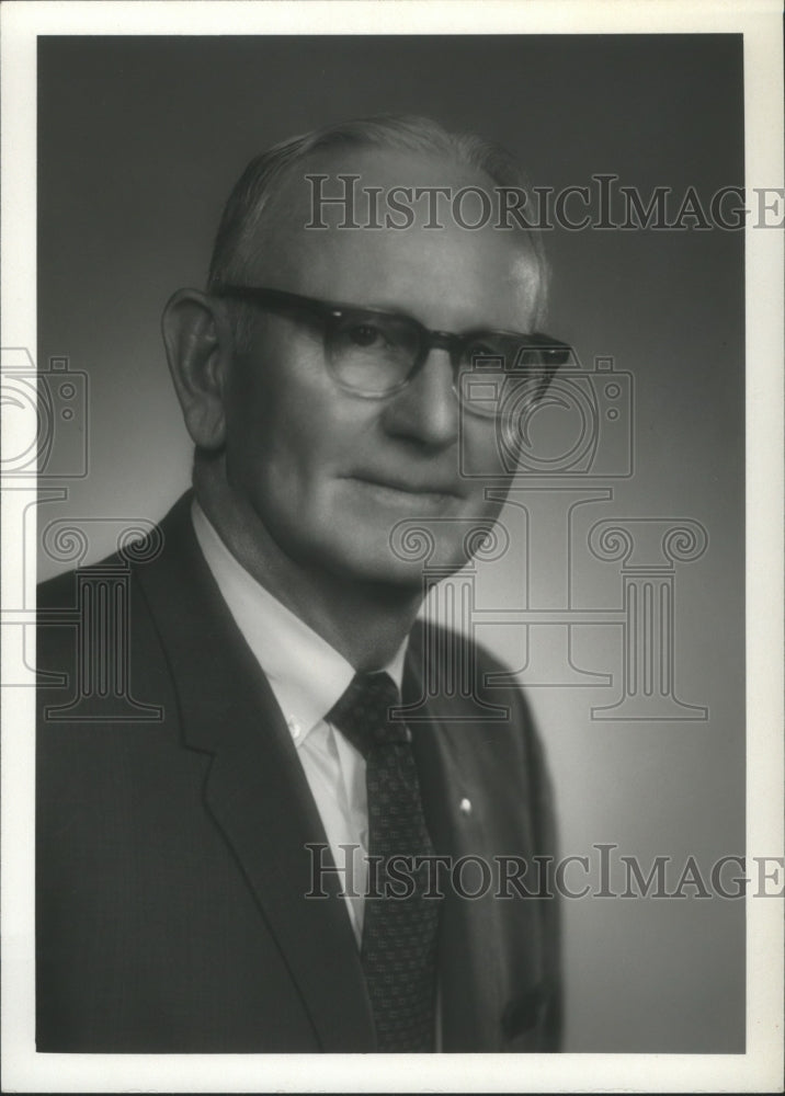 1974, Oliver W. Clark of Southern Natural Gas Company - abna26375 - Historic Images