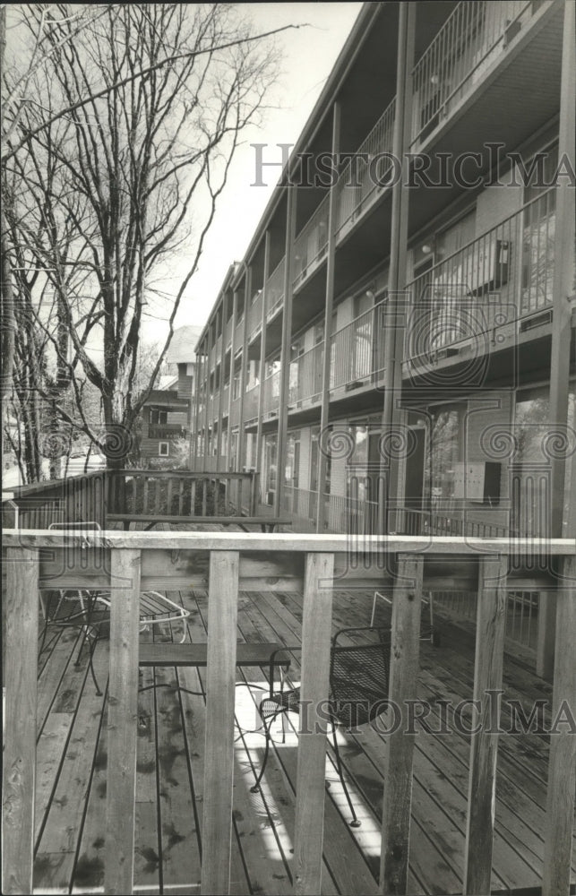 1980 Birmingham, Alabama Apartments: Aspen, Exterior Back Porches - Historic Images