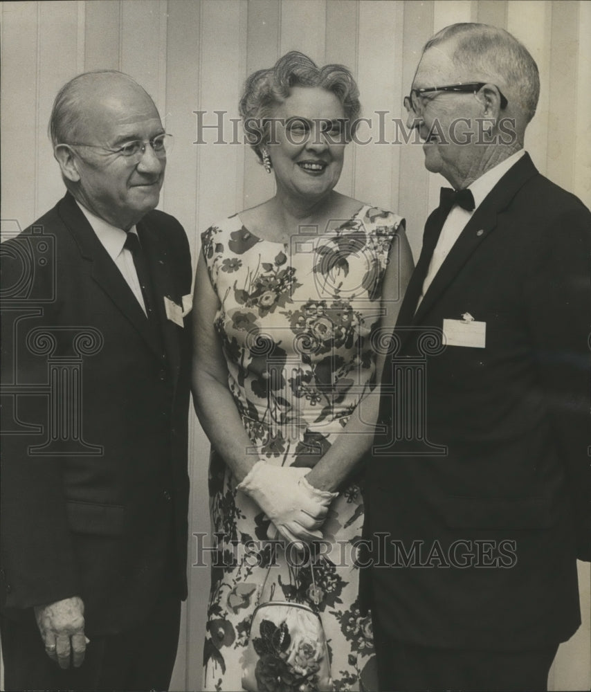 1963 Press Photo Turrentine family at reunion at Vestavia Country Club - Historic Images