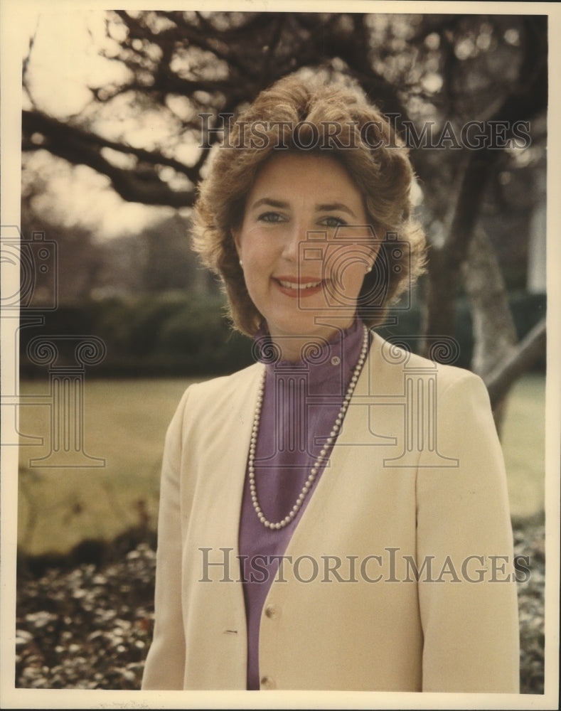 1984 Margaret Tutwiler, assistant to President Reagan - Historic Images