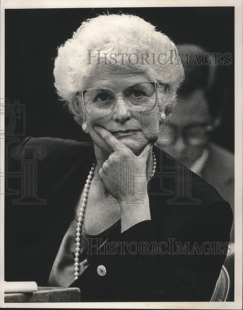 1989 Principal Jean Clark of Leeds Elementary School at Testimony - Historic Images