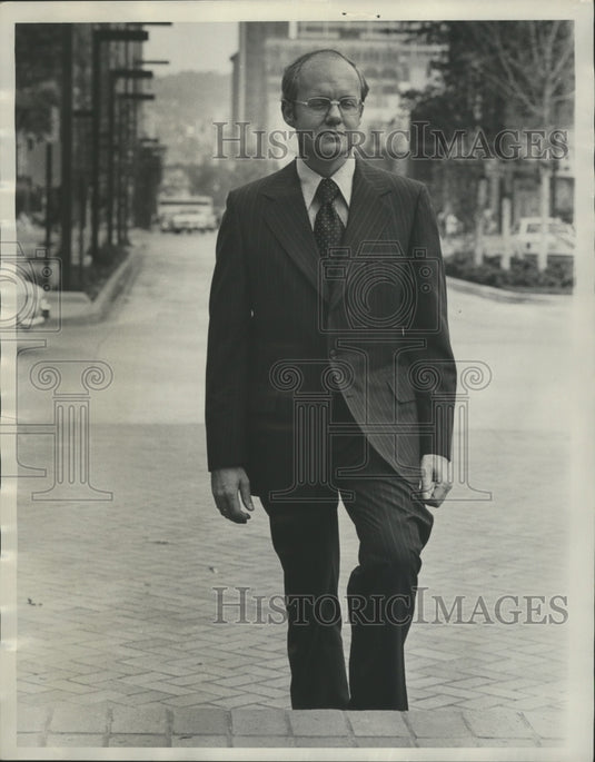 1973 Press Photo Jefferson County School Superintendent Doctor Wilmer S. Cody - Historic Images